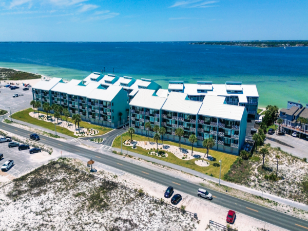 Pensacola Beach Condo With Gulf Views And Pool Access
